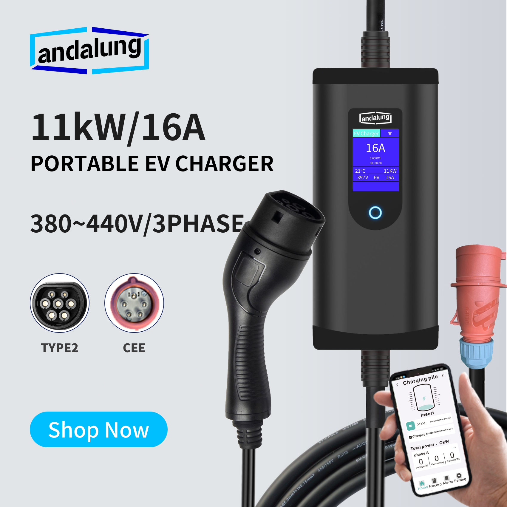Hier wird ein schwarzer Andalung 11kW tragbarer EV-Ladegerät gezeigt, vor einem weißen Hintergrund. Der Benutzer steuert das Ladegerät bequem über sein Smartphone. Das Gerät unterstützt 380–440V Drehstrom, bietet eine Leistung von 11 kW, verfügt über einen Type 2 Anschluss und einen CEE-Stecker, für eine effiziente und sichere Ladeerfahrung.