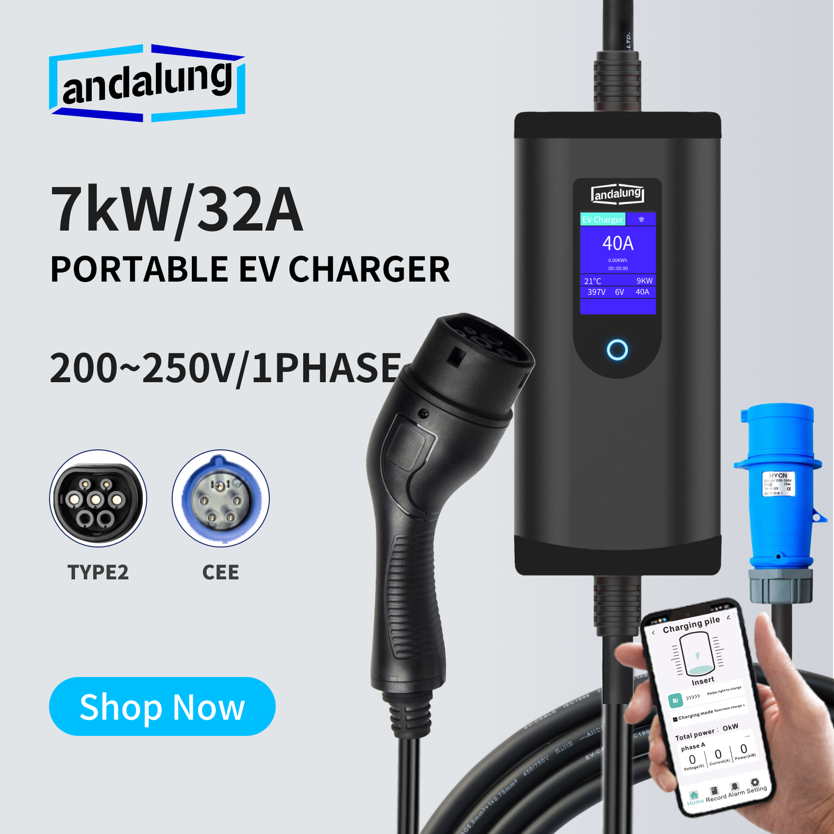 Hier wird der schwarze Andalung 7kW tragbare EV-Ladegerät gezeigt, vor einem weißen Hintergrund. Der Ladegerät unterstützt eine Leistung von 7kW und 32A Strom, geeignet für 200~250V Einphasenstrom, ausgestattet mit einem Type-2-Stecker und CEE-Steckdose. Der Benutzer steuert das Ladegerät bequem über sein Smartphone, was eine benutzerfreundliche und effiziente Ladeerfahrung bietet.